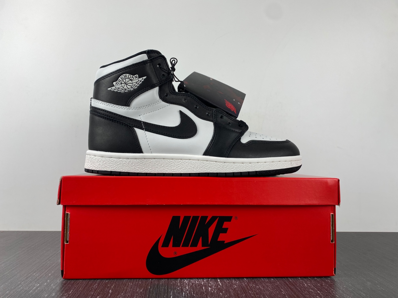 Air Jordan 1 High 85 Black White BQ4422-001