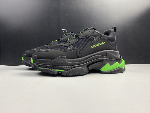 Balenciaga TRIPLE S TRAINER