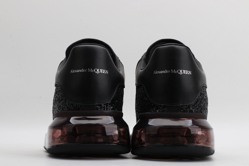 MCQUEEN OVERSIZED SNEAKER