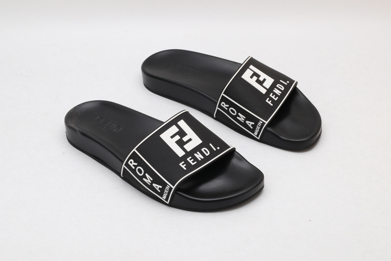 Fendi Slippers