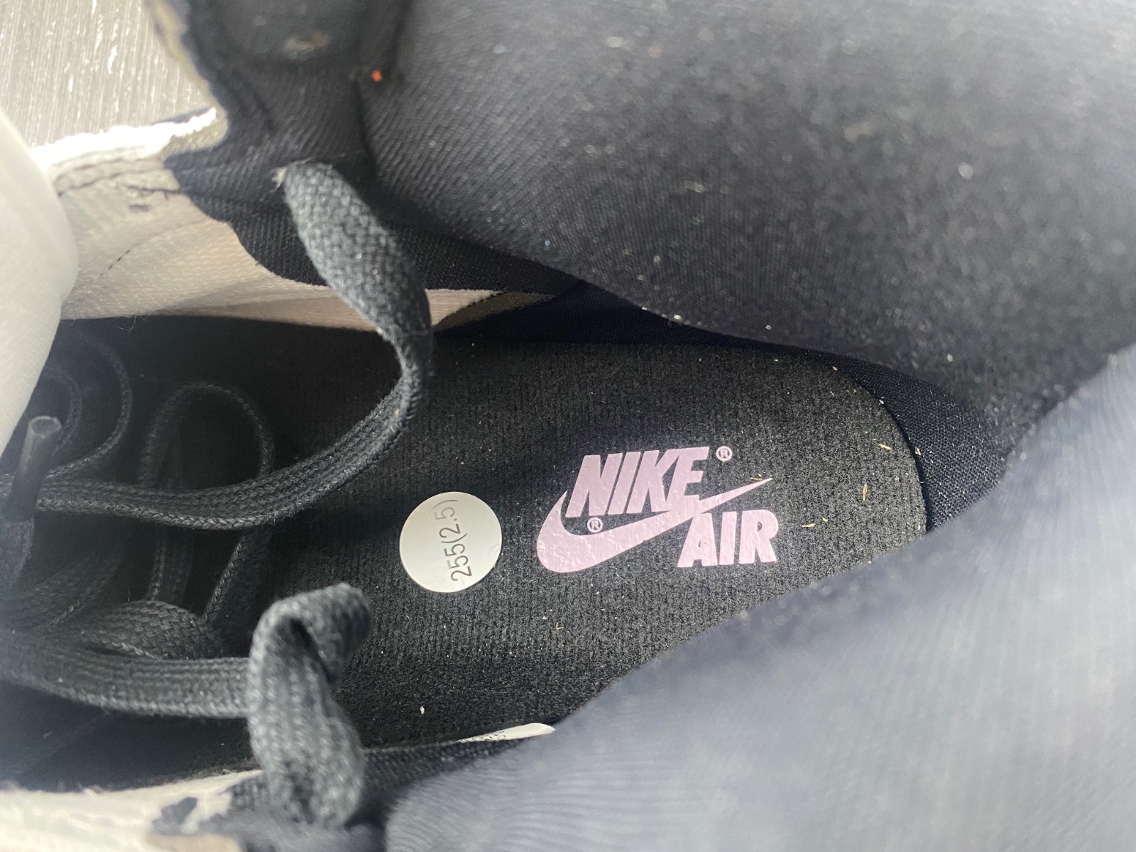 Air Jordan 1 High OG "Skyline" DX0054-805