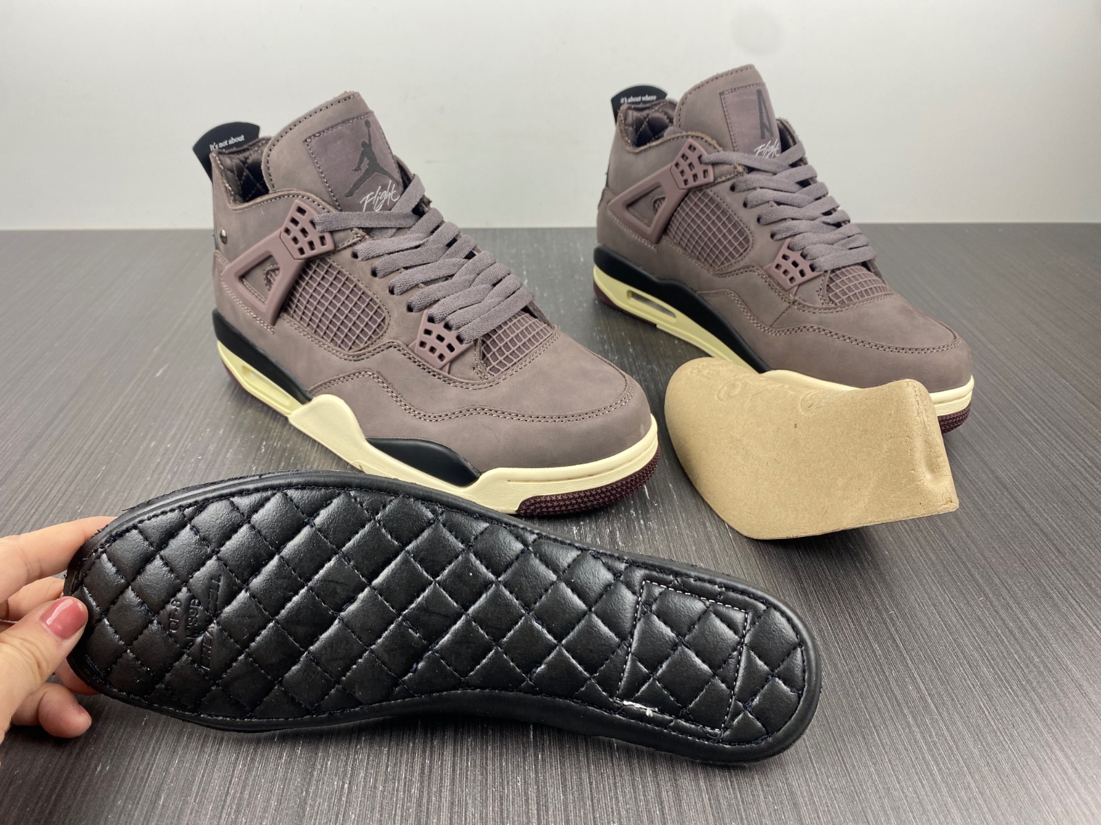 A Ma Maniére x Air Jordan 4 Violet Ore DV6773-220