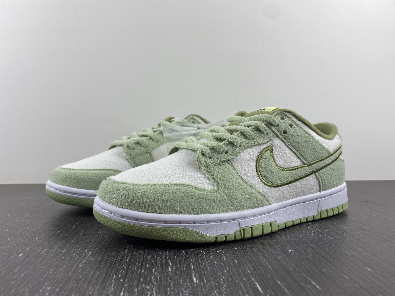Nike Dunk Low Fleece Green DQ7579-300