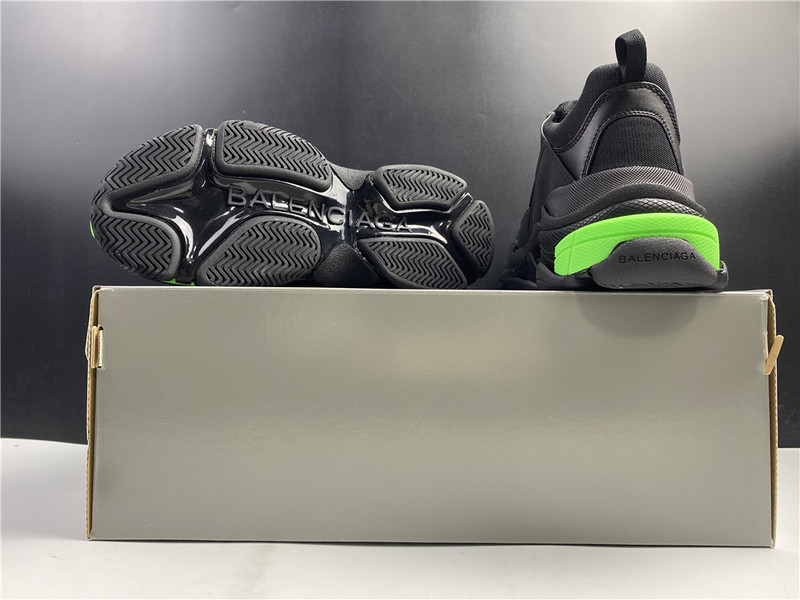 Balenciaga TRIPLE S TRAINER