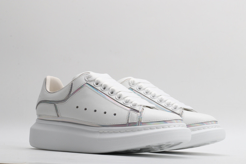 MCQUEEN OVERSIZED SNEAKER