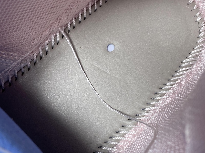 Air Jordan 1 Mid “Digital Pink” CW5379-600