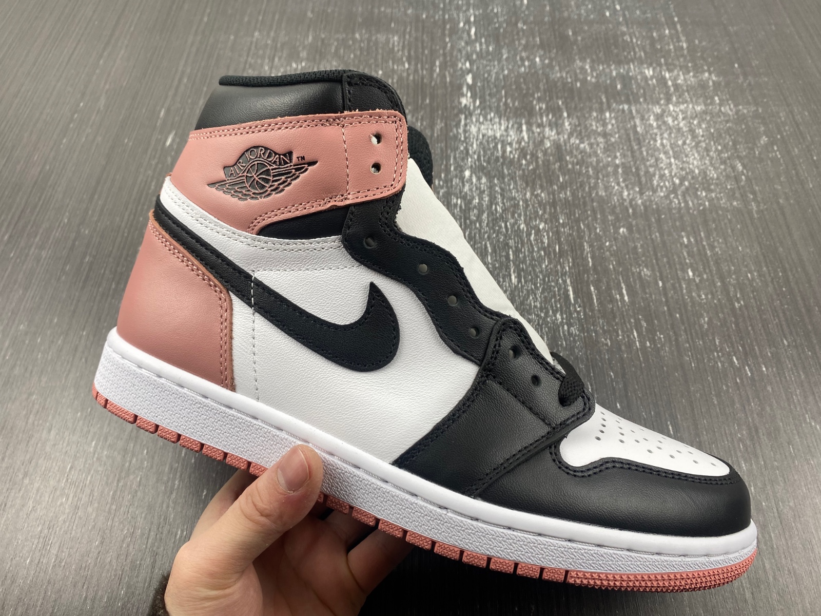 Air Jordan 1 Retro High NRG 