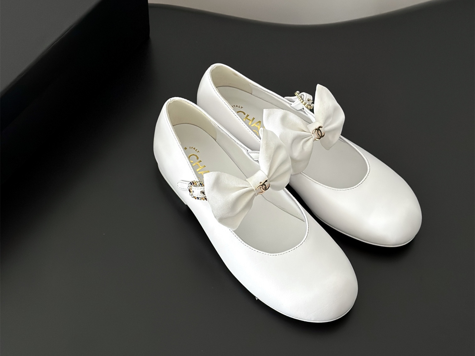 Chanel  Mary Janes  CH-6