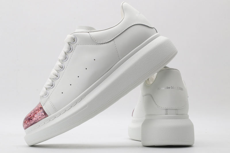 MCQUEEN OVERSIZED SNEAKER