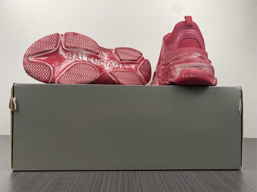 Balenciaga TRIPLE S TRAINER