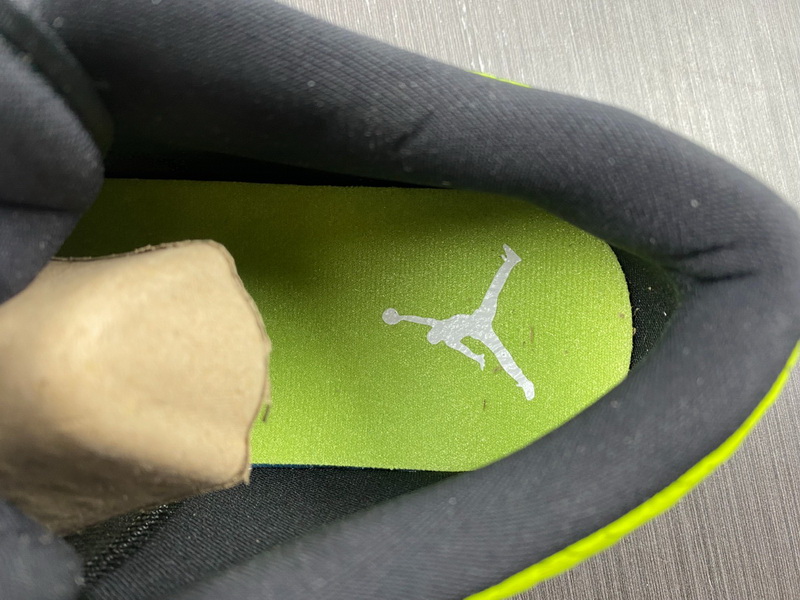 Air Jordan 1 Low "Vivid Green Snakeskin" DX4446-301