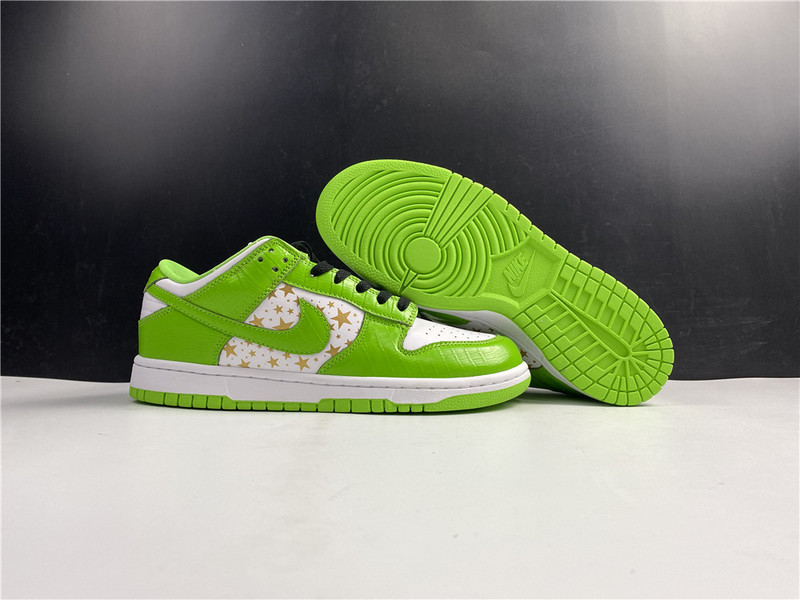 Supre* X Dunk Low OG SB QS 