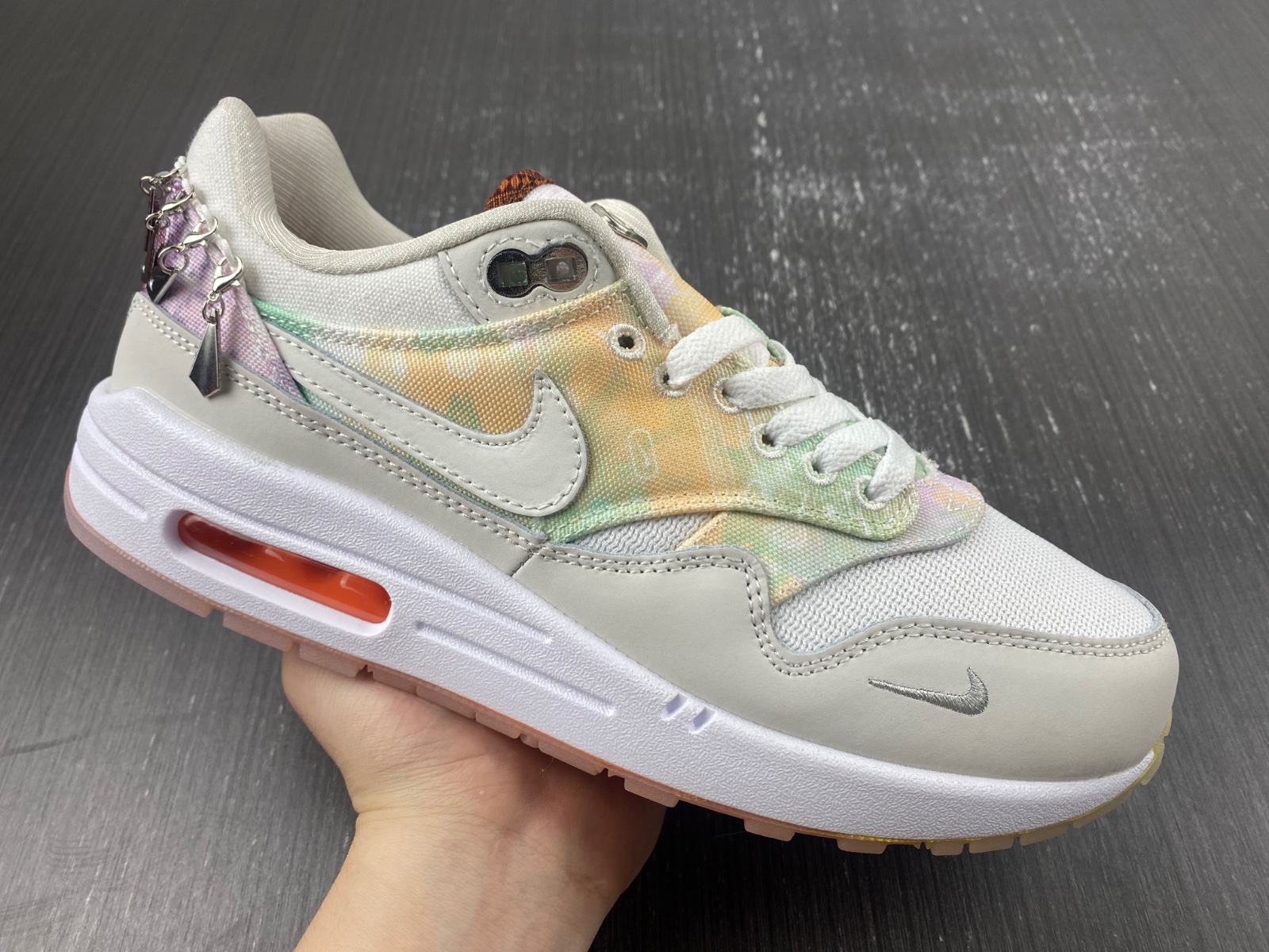 Nike Air Max 1 Metal Charms FJ7734-101
