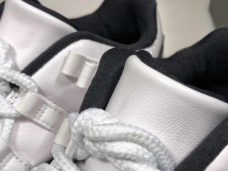 Air Jordan 11 Retro Low "Emerald, Easter" 528895-145