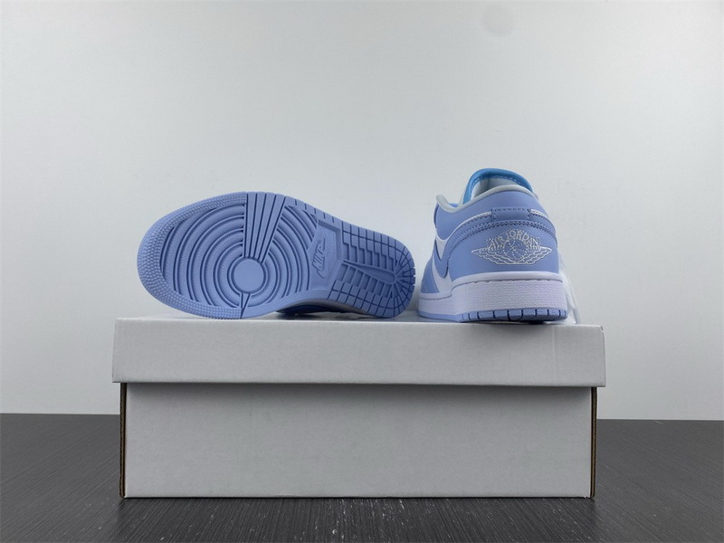 Air Jordan 1 Low Aluminum DC0774-141