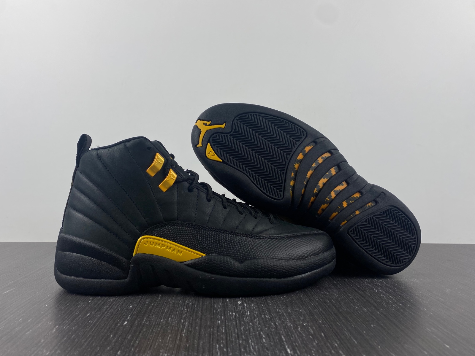 Air Jordan 12 Retro