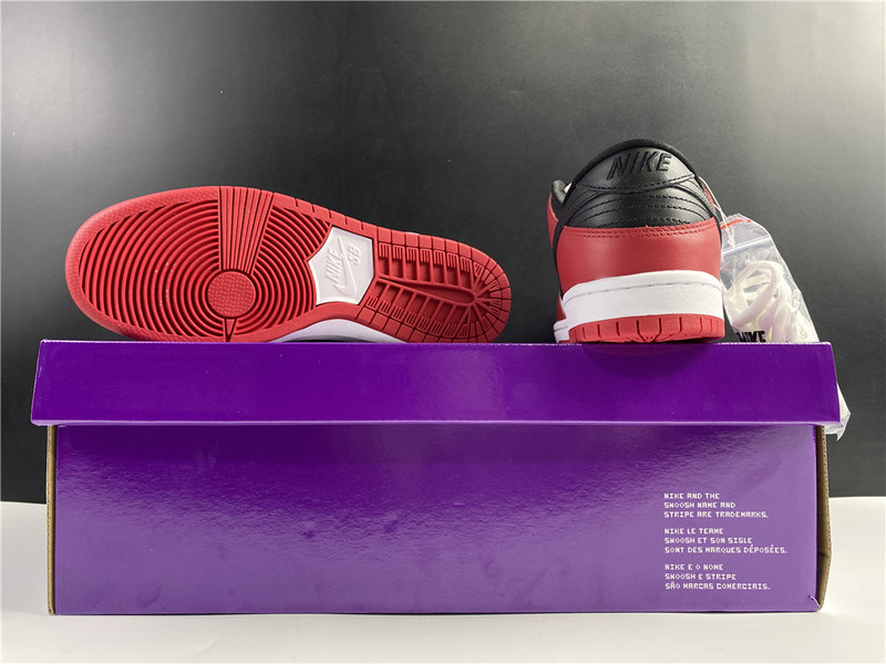 Nike SB Dunk Low Chicago BQ6817-600