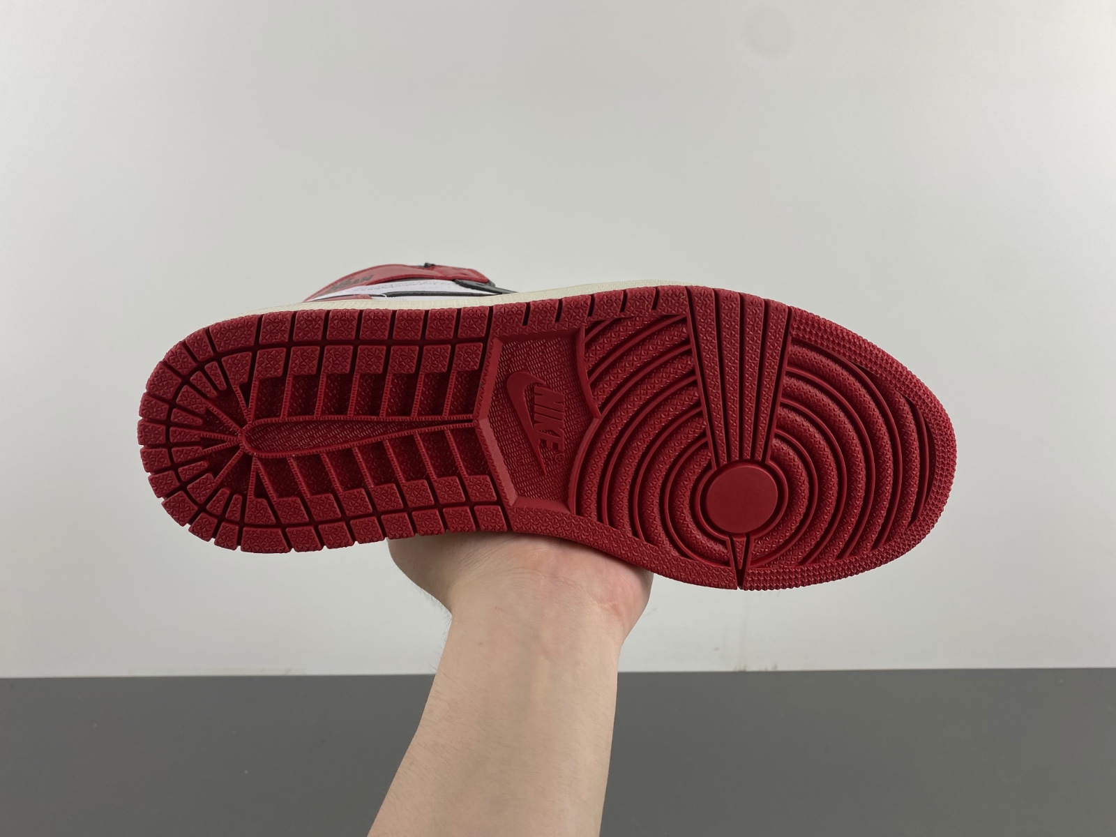 Air Jordan 1 High OG “Black Toe Reimagined”  DZ5485-106