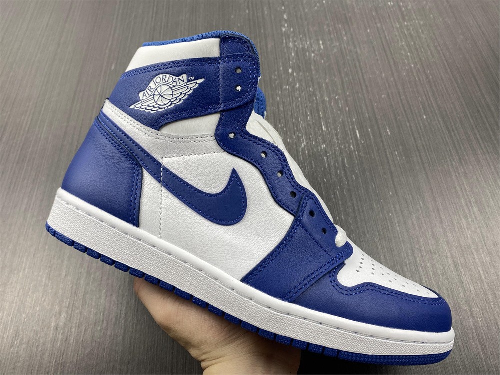 Air Jordan 1 Retro High OG 