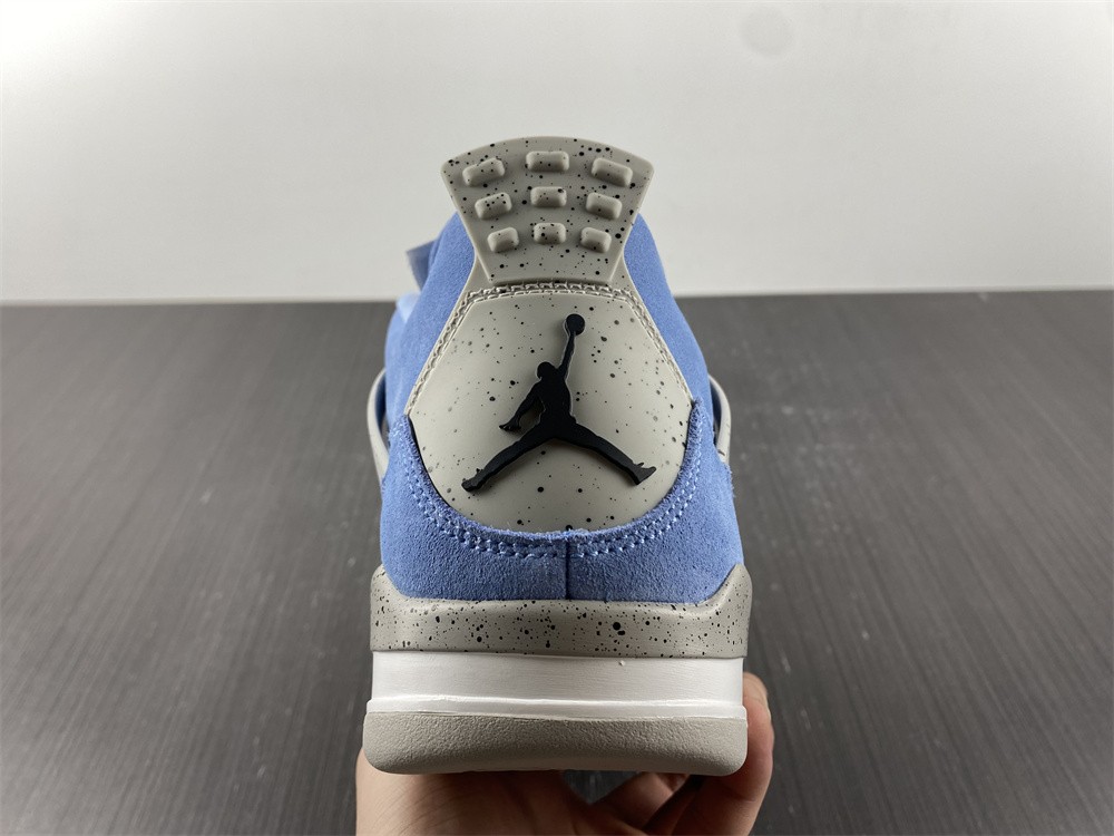 Air Jordan 4 University Blue CT8527-400