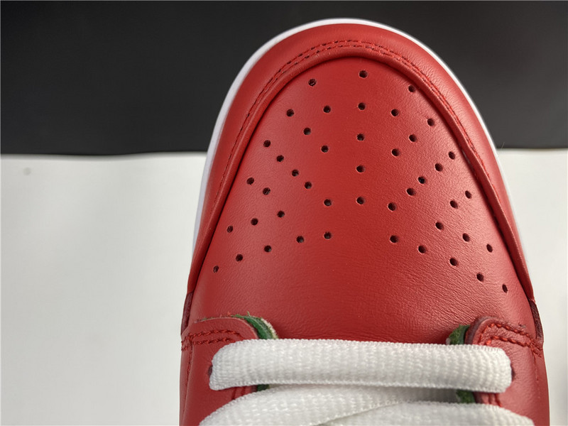 Nike SB Dunk Low 7 Eleven - CZ5130-600