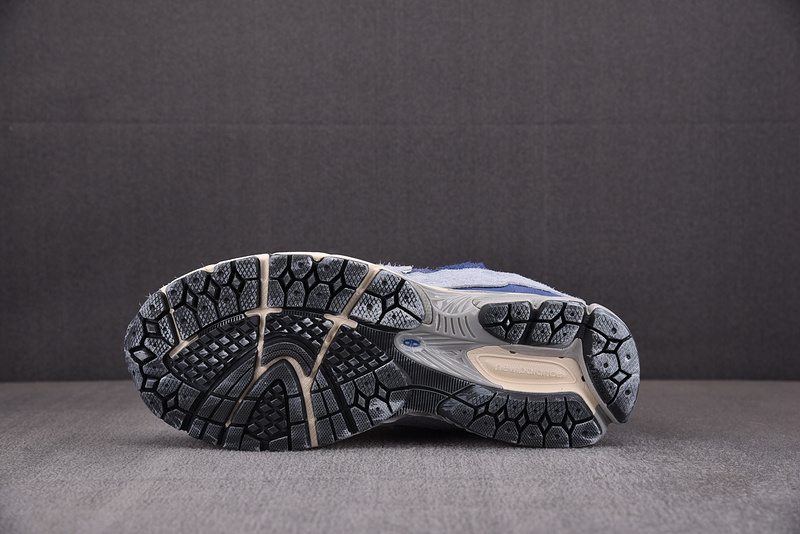 New Balance 2002R Protection Pack Light Arctic Grey M2002RDI