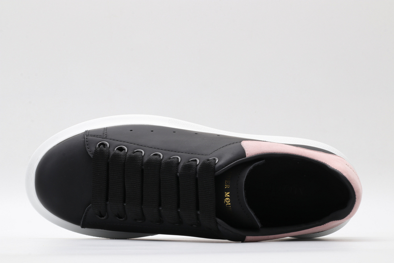 MCQUEEN OVERSIZED SNEAKER