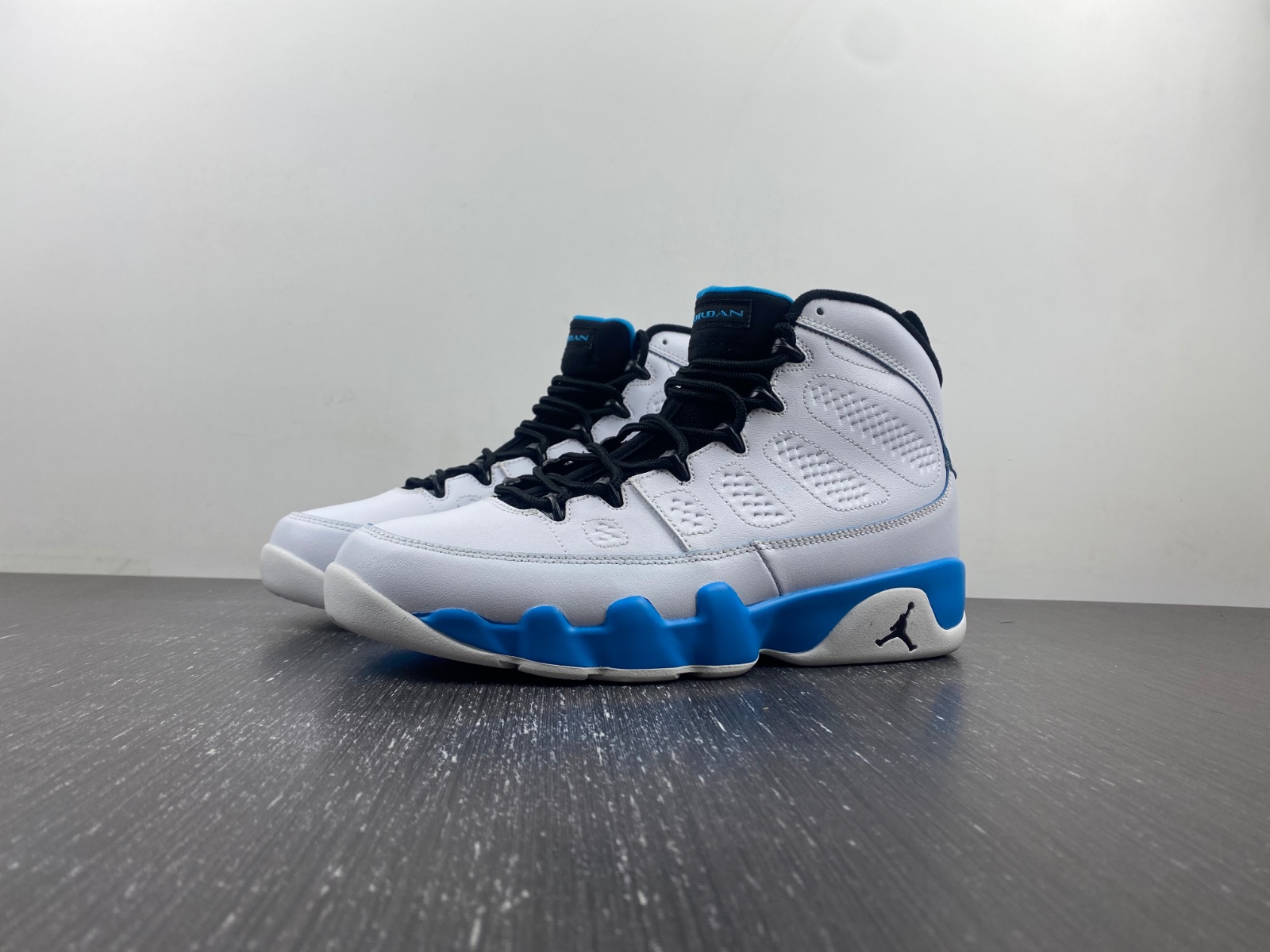 Air Jordan 9 OG 