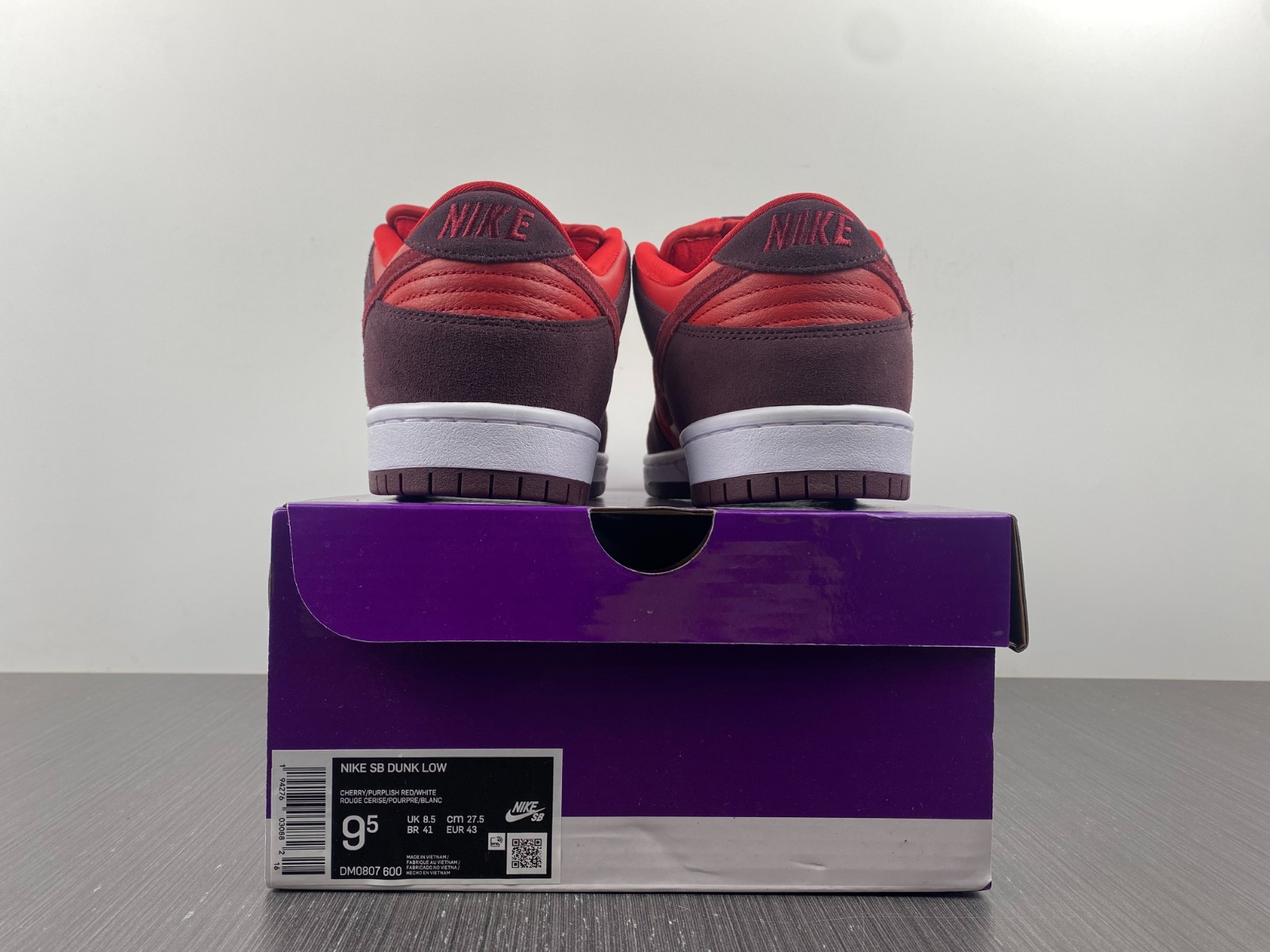 Nike SB Dunk Low Cherry  DM0807-600