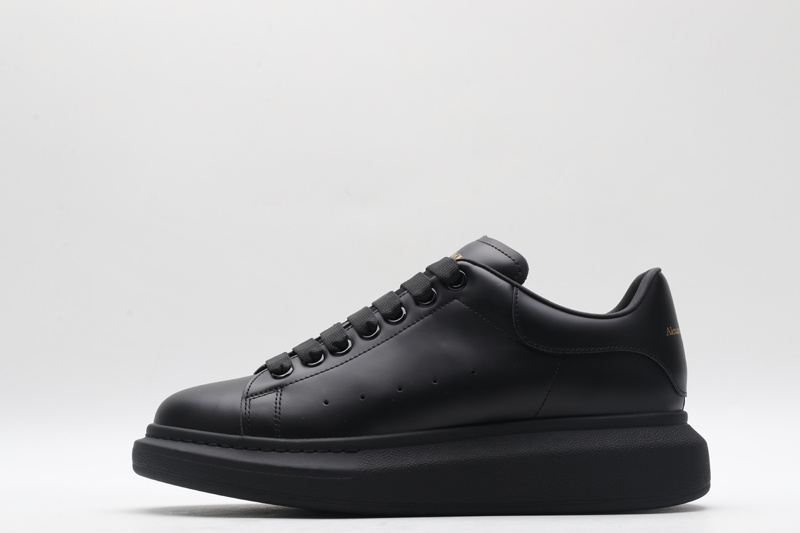 MCQUEEN OVERSIZED SNEAKER