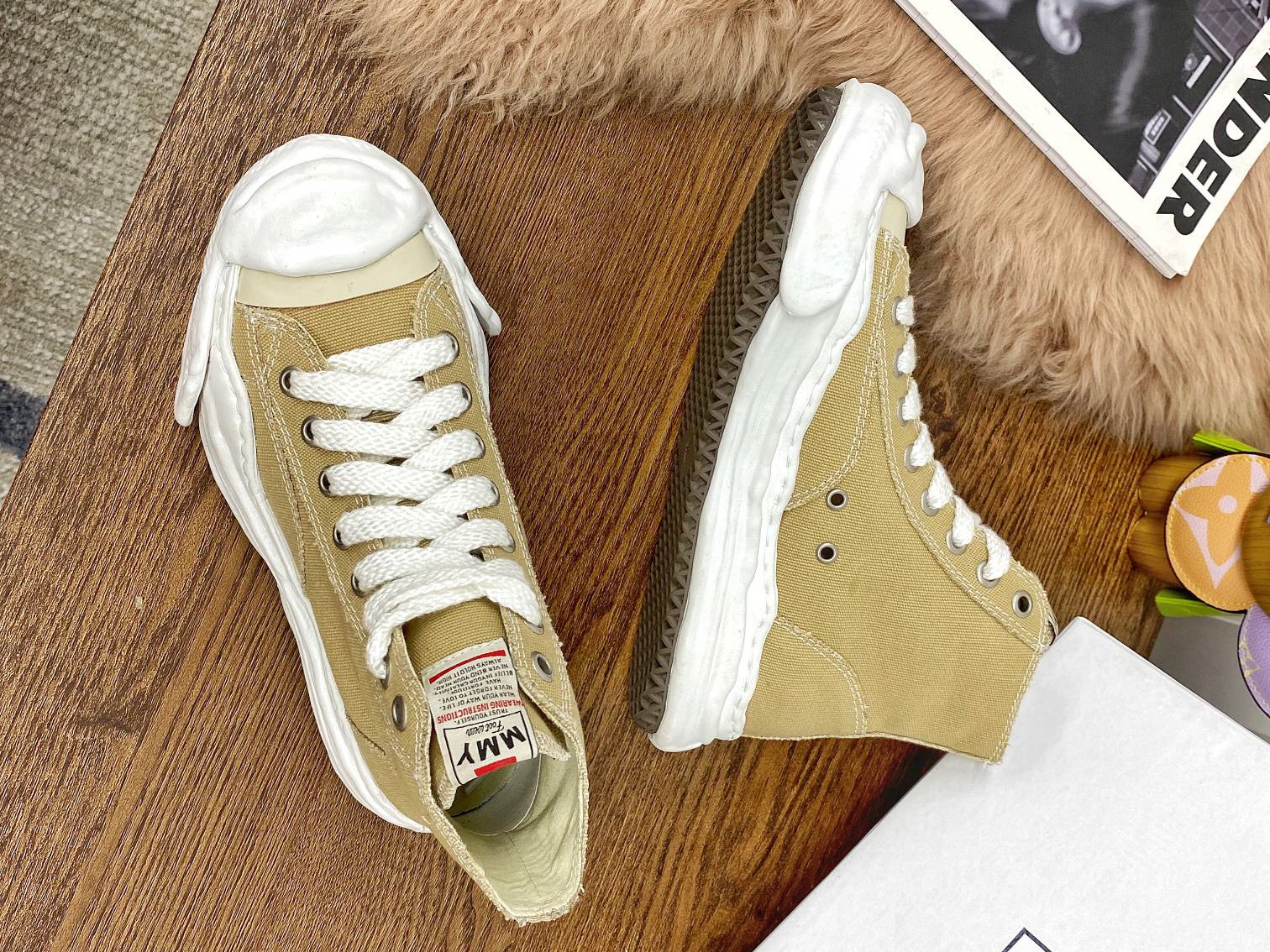 Maison Mihara Yasuhiro High-Top Sneakers MMY-007