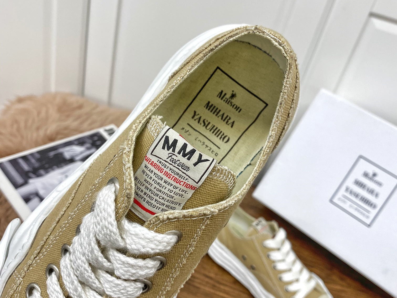 Maison Mihara Yasuhiro Low-Top Sneakers MMY-014