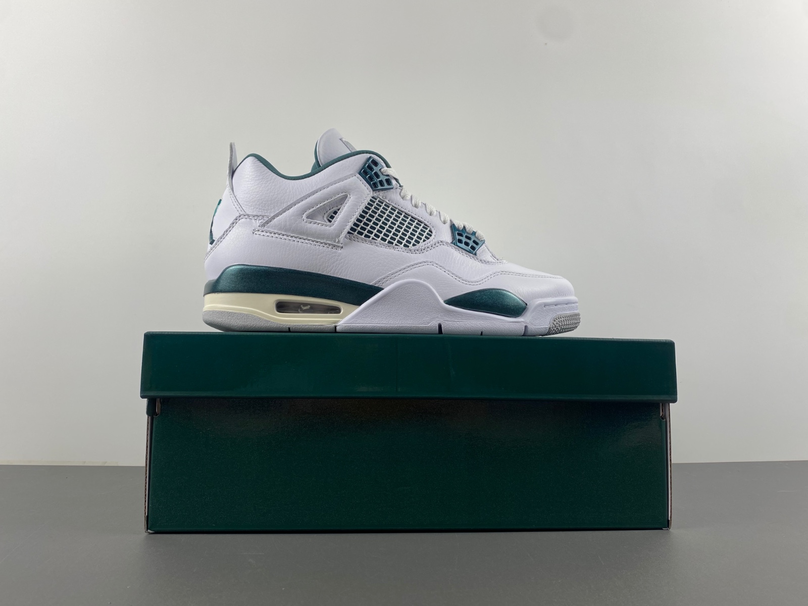 Air Jordan 4 "Oxidized Green" FQ8138-103