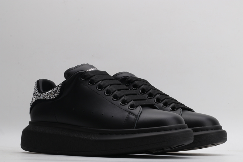 MCQUEEN OVERSIZED SNEAKER