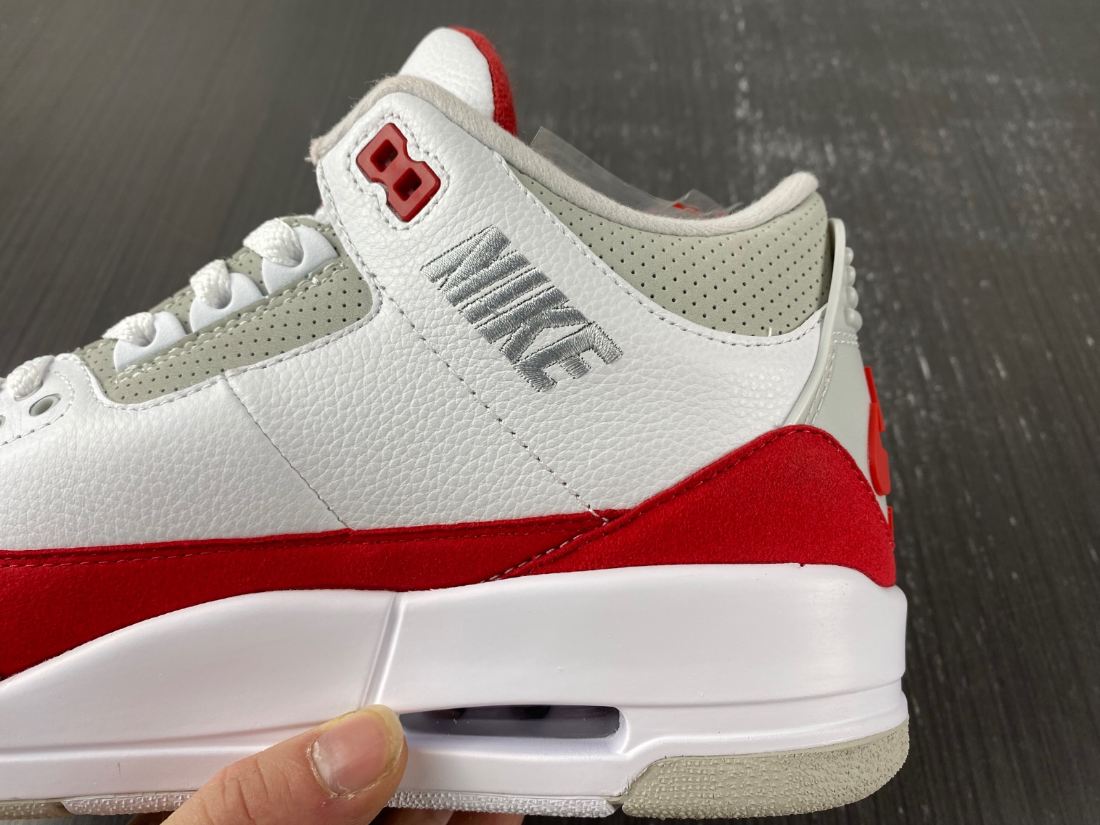 Air Jordan 3 Retro Tinker