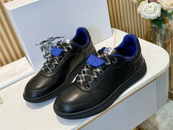 Burberry Check Terrace Sneakers BBR--3010