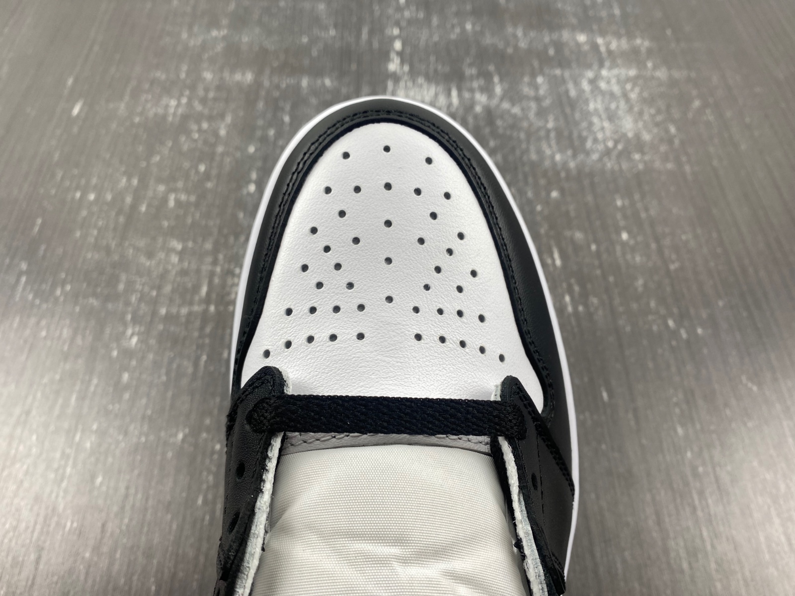 Air Jordan 1 Retro High NRG 