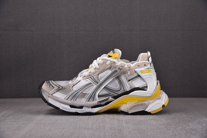 Balenciaga Runner Sneaker