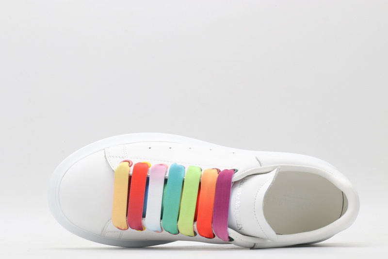 MCQUEEN OVERSIZED SNEAKER