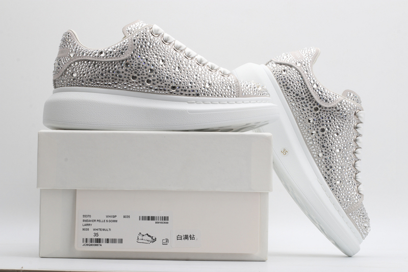 MCQUEEN OVERSIZED SNEAKER