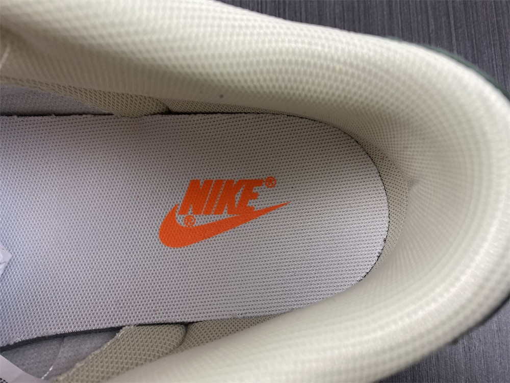 Katsuhiro Otomo x Nike Dunk Low "Steam Boy"