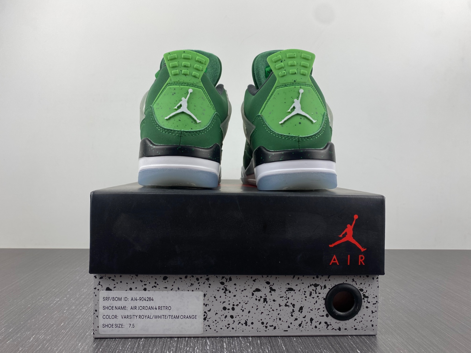 Nike  Air Jordan 4 PE customize
