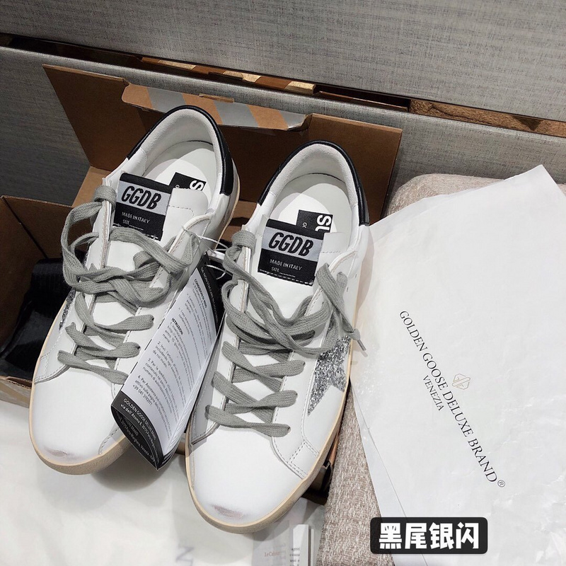 Golden Goose Sneaker