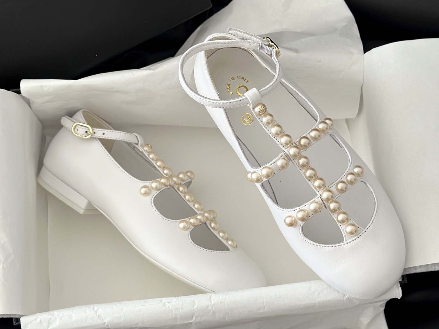 Chanel Mary Janes CH-10