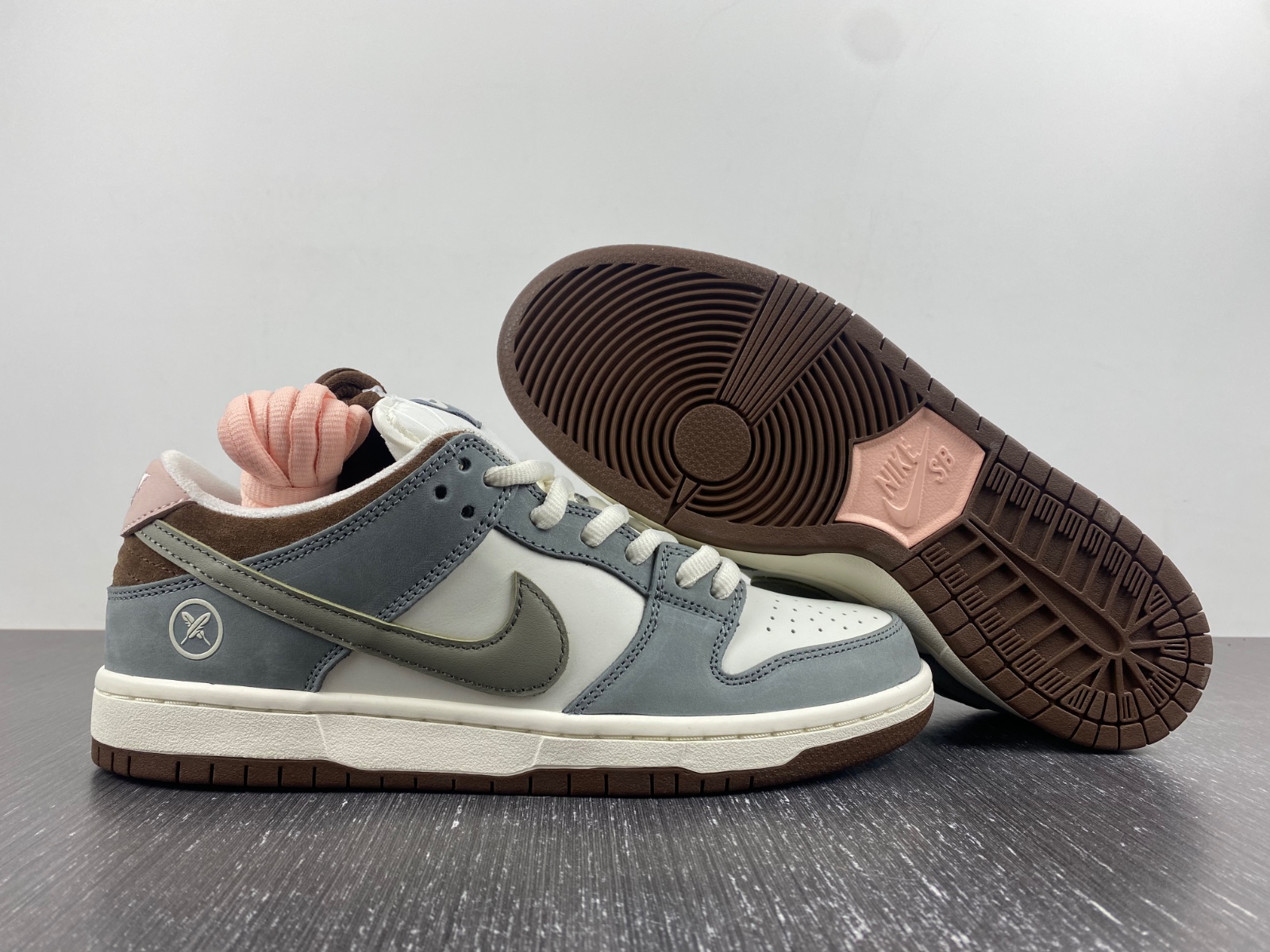 Yuto Horigome x Nike SB Dunk Low FQ1180-001