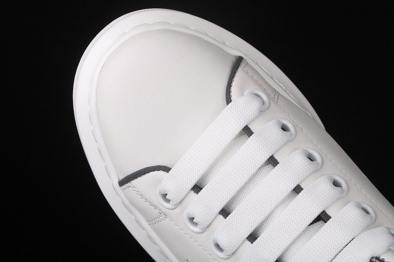 MCQUEEN OVERSIZED SNEAKER