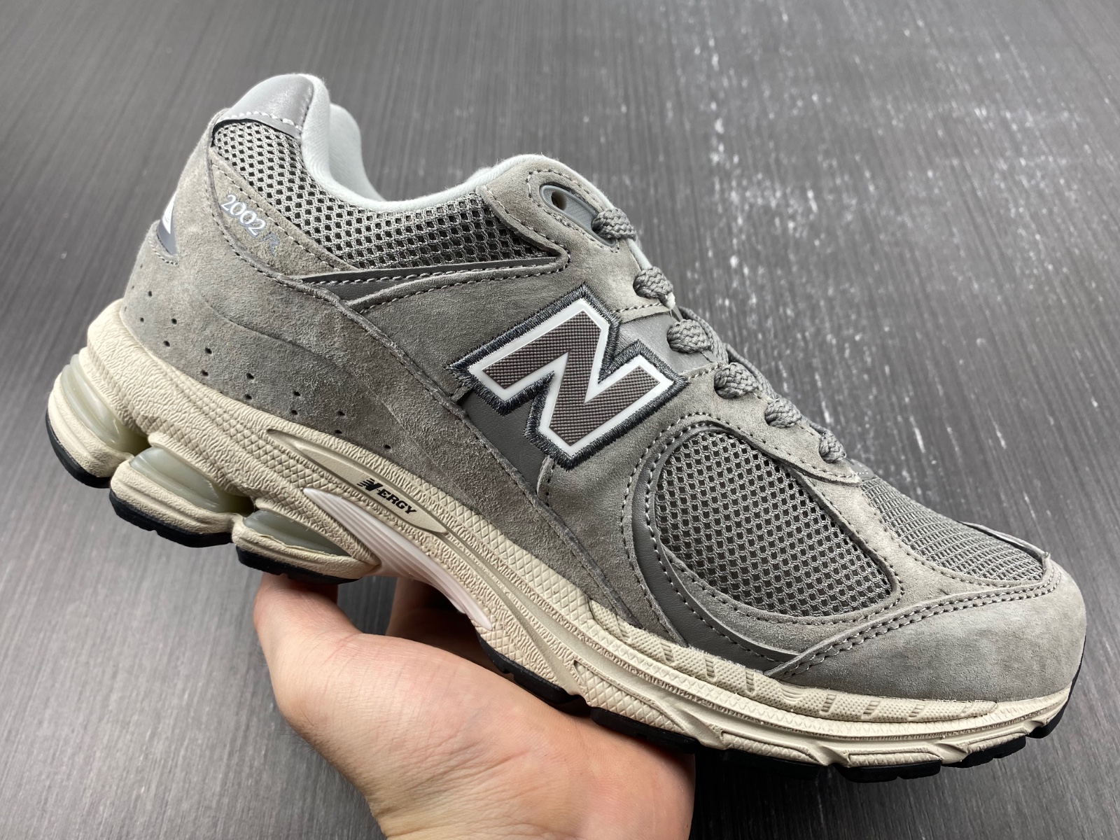 New Balance 2002R Marblehead Light Aluminum - ML2002RC