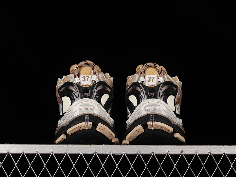 Balenciaga Runner Sneaker