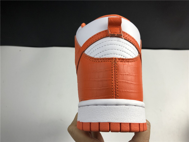 Nike SB Dunk Supre*  Orange 307385-181