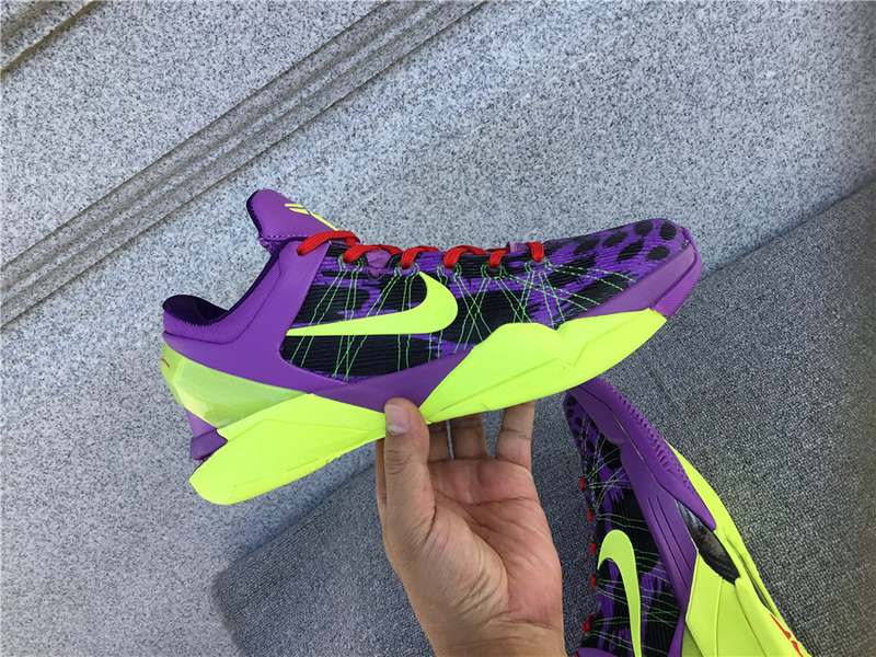 Nike Zoom Kobe 7 Supreme X 